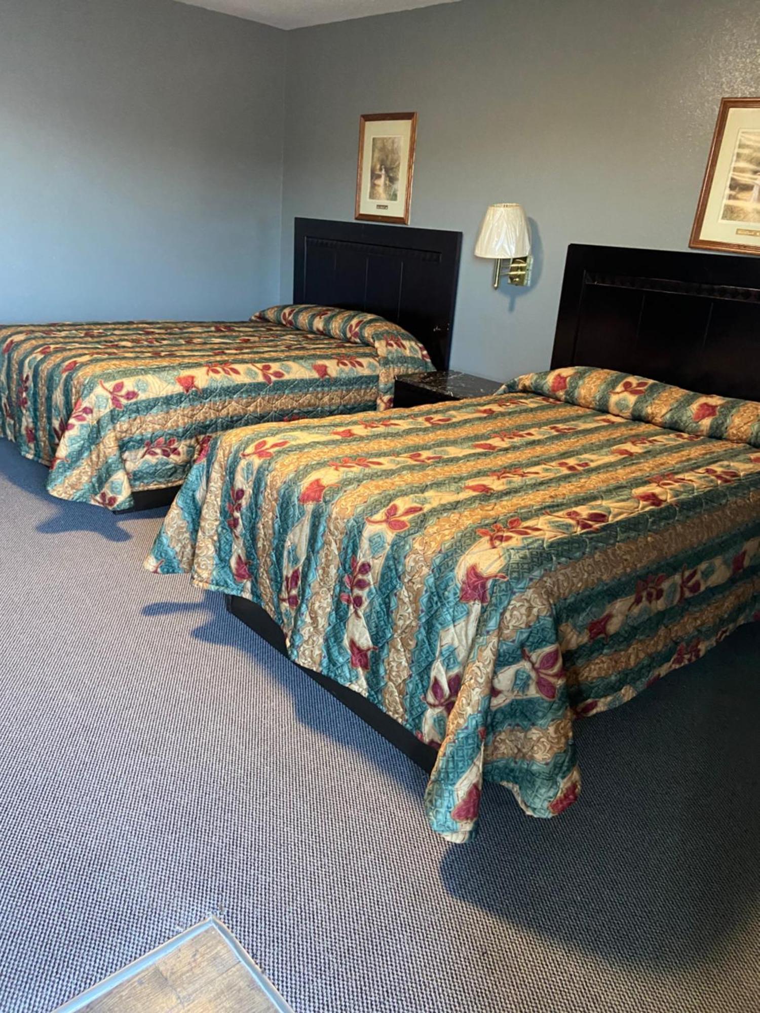 Pratt Budget Inn Buitenkant foto